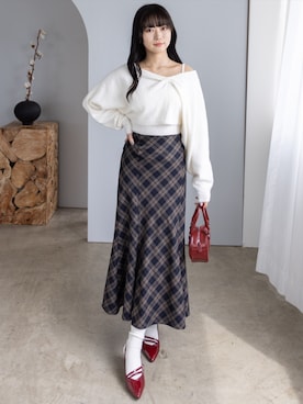 「CLEAR BASIC（クリアベーシック）のアイテム（スカート）」を使った、clear(クリア)さん（レディース・162cm）の秋コーディネート