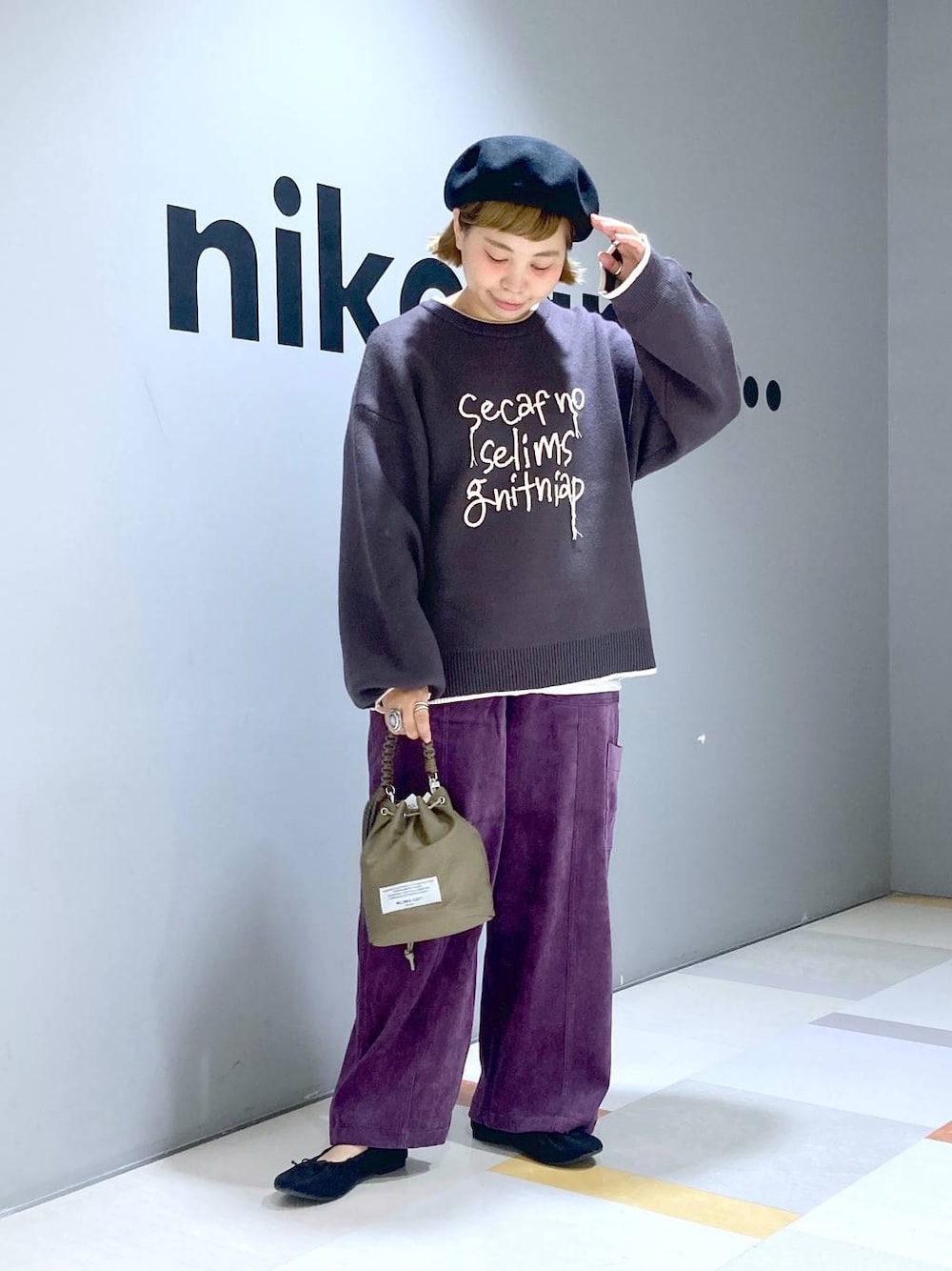 「低身長、体型カバー、ユニセックス」｜「niko and...のオーガニックコットンテンセルロングTシャツ（Tシャツ/カットソー、ホワイト系）」を使った、タゾエさん（レディース・155cm）の秋コーディネートの1枚目の写真