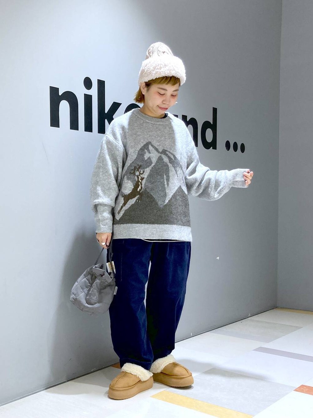 「ユニセックス、低身長、体型カバー」｜「niko and...の[MODE NORM CORE]起毛ポケットバルーンパンツ（その他パンツ、ブルー系）」を使った、タゾエさん（レディース・155cm）の秋コーディネートの1枚目の写真