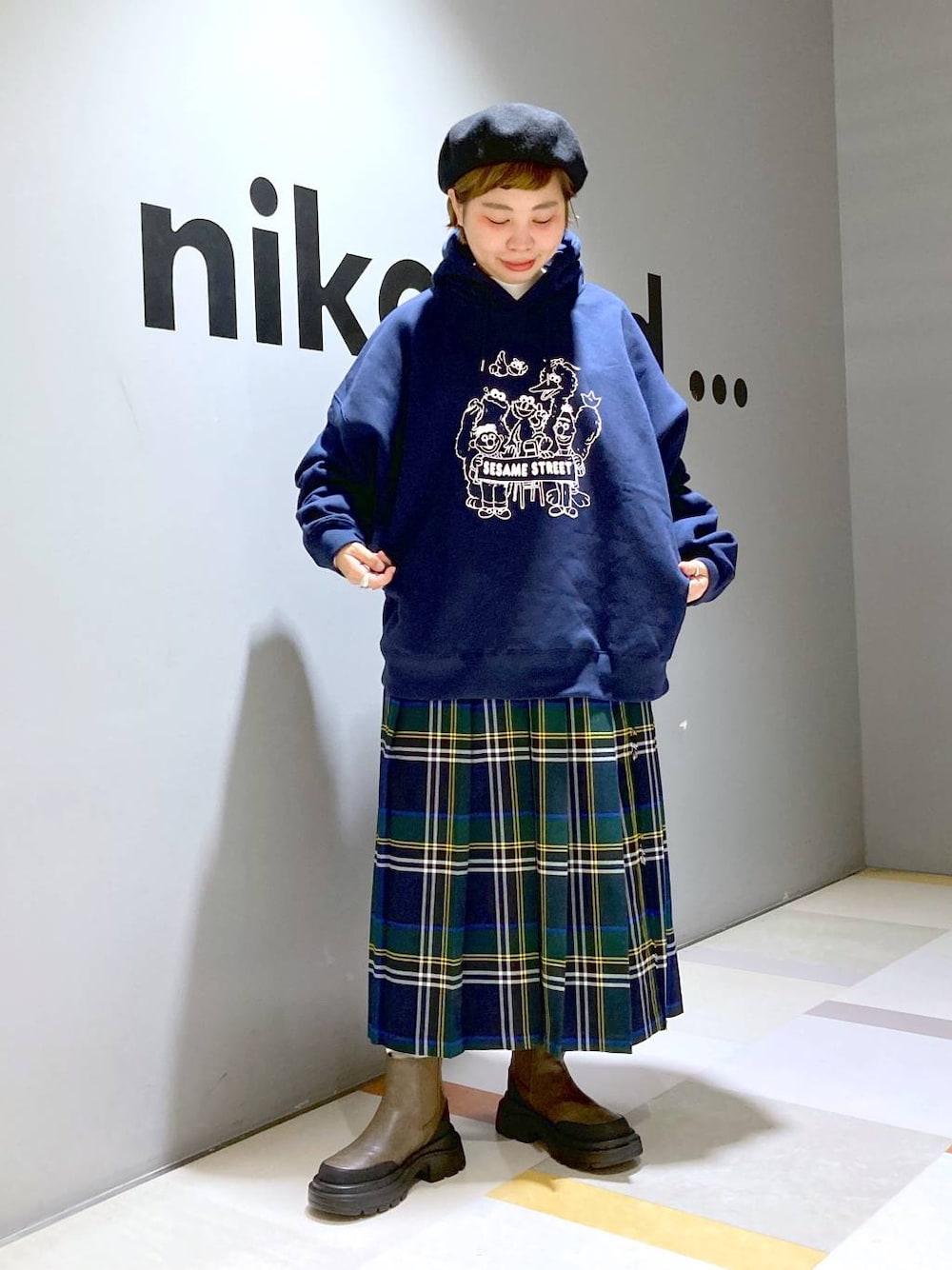 「低身長、体型カバー、ユニセックス」｜「niko and...のチェックツイルキルトスカート（スカート、グリーン系）」を使った、タゾエさん（レディース・155cm）の冬コーディネートの1枚目の写真