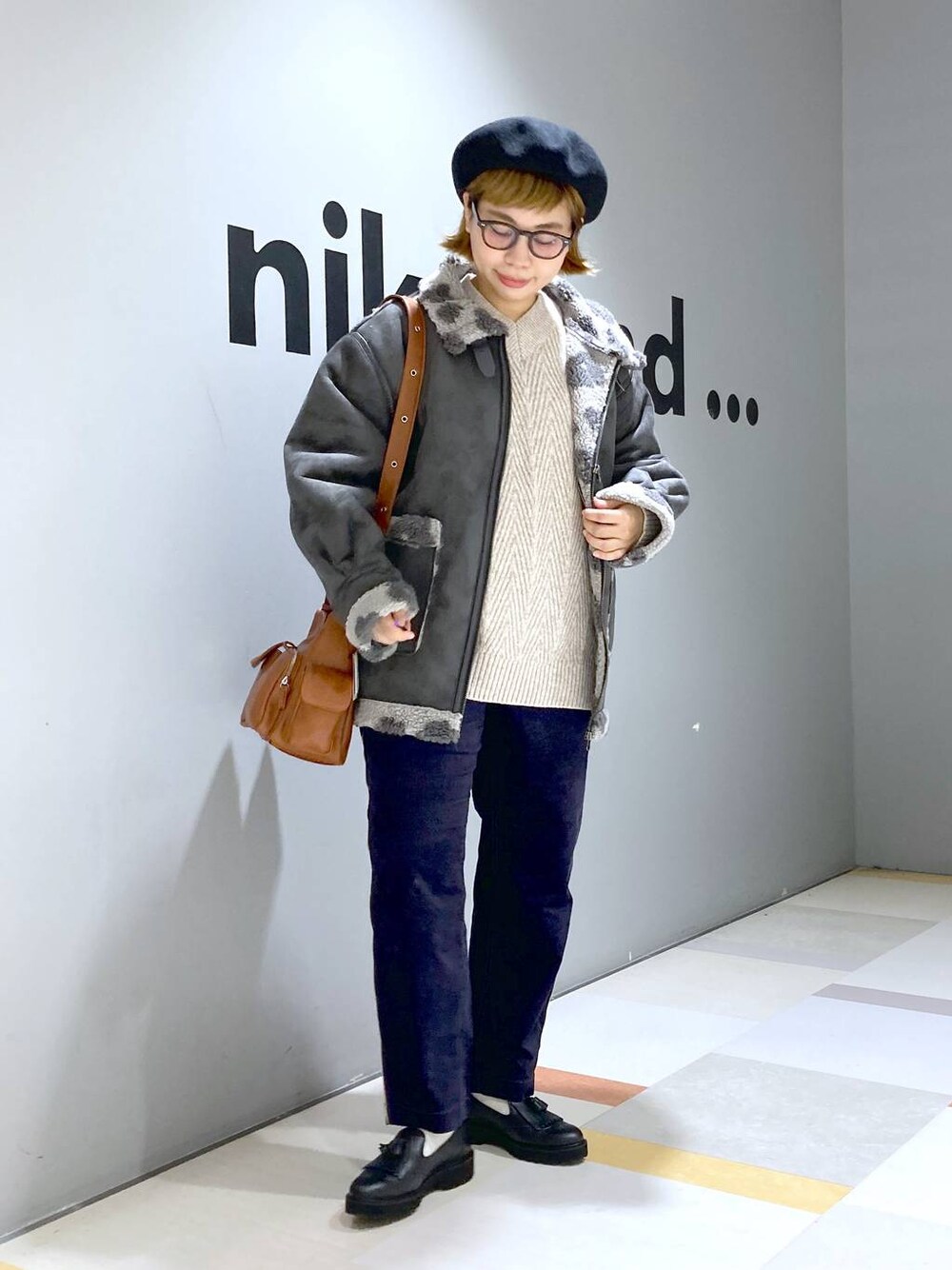 「低身長、体型カバー、ユニセックス」｜「niko and...のオリジナルカラーベレー帽（ハンチング/ベレー帽、ブラック系）」を使った、タゾエさん（レディース・155cm）の秋コーディネートの1枚目の写真