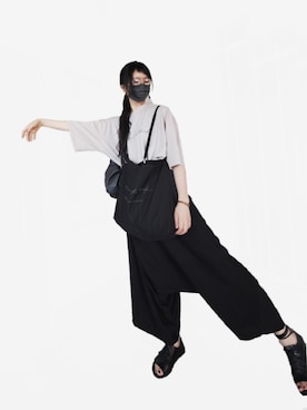 「ライブ」｜「アイテム（サロペット/オーバーオール）」を使った、圭さん（レディース・174cm）の秋コーディネート