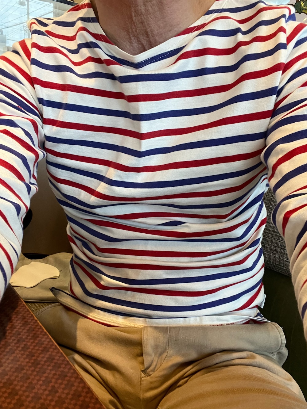 「OSHKOSHのアイテム（Tシャツ/カットソー、その他）」を使った、michi-michiさん（メンズ・165cm）の秋コーディネートの1枚目の写真