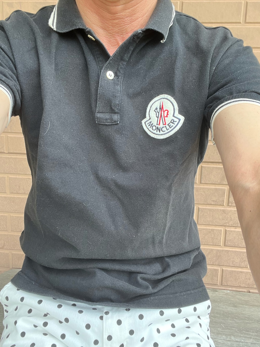 MONCLER 黒 ポロシャツスタイル ワンピース MONCLER 黒 ポロシャツスタイル ワンピース MONCLER 黒 ポロシャツ