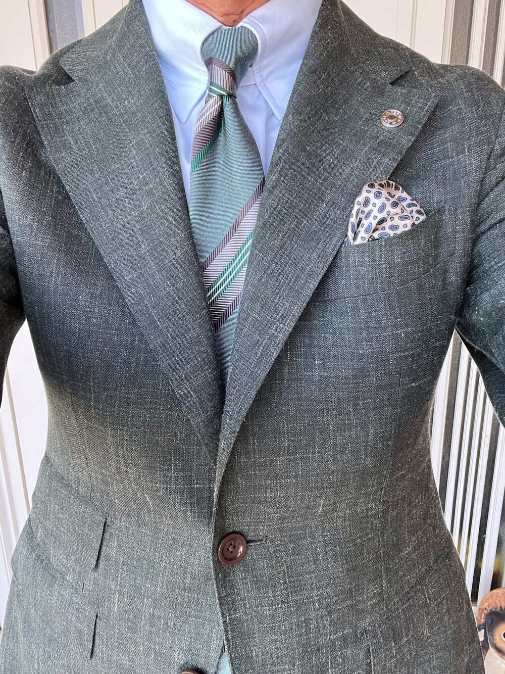 FRANCO BASSIのネクタイを使った人気ファッションコーディネート（年齢