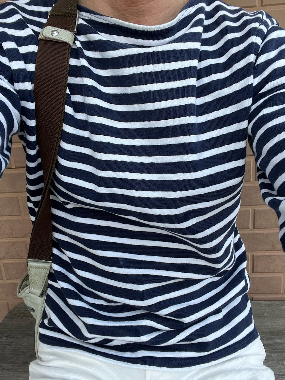 「SAINT JAMESのアイテム（Tシャツ/カットソー、ブルー系）」を使った、michi-michiさん（メンズ・165cm）の春コーディネートの1枚目の写真