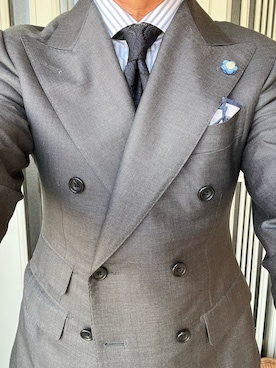 「ISAIA（イザイア）のアイテム（ビジネスシャツ、ブルー系）」を使った、michi-michiさん（メンズ・165cm）の春コーディネート