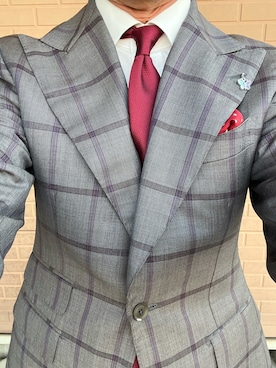 「アイテム（ネクタイ、レッド系）」を使った、michi-michiさん（メンズ・165cm）の冬コーディネート