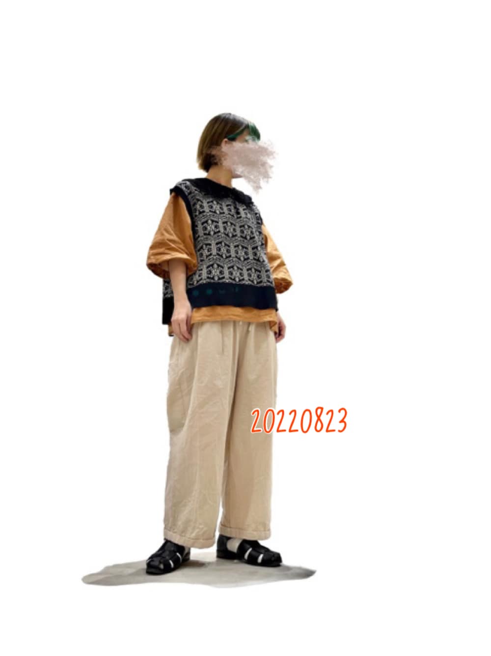 「サマンサ モスモス(Samansa Mos2)、秋のコーデ、低身長、秋服、ニット、ベスト、ブラウス、オレンジ、リネン、ボリューム袖、パンツスタイル、グルカサンダル、おしゃれさんと繋がりたい、ゆるコーデ、レイヤードスタイル」｜「Samansa Mos2の前後2WAYバルーンスリーブブラウス（シャツ/ブラウス、オレンジ系）」を使った、ふじあゆ٩( ᐖ )۶さん（レディース・149cm）の夏コーディネートの1枚目の写真