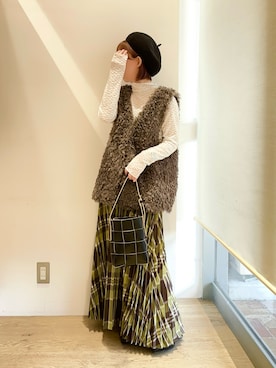 「プリーツスカート」｜「アイテム（ベスト、グレー系）」を使った、ふじあゆ٩( ᐖ )۶さん（レディース・149cm）の秋コーディネート