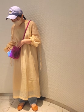 「ビーズバッグ」｜「アイテム（ワンピース/ドレス）」を使った、ともえさん（レディース・158cm）の春コーディネート