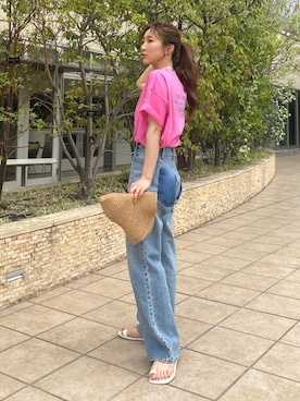 「リメイクデニム」｜「アイテム（シューズ）」を使った、長谷千沙さん（レディース・159cm）の春コーディネート