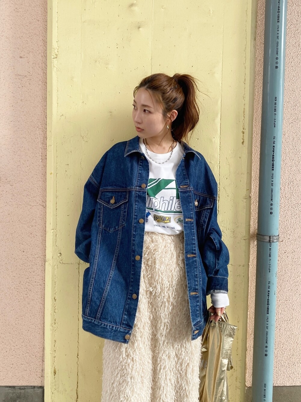 サトちゃん様8741 デニムジャケットを使った「ロゴTシャツ」の