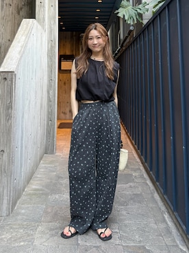 「Ungrid（アングリッド）のタックデザインタンクトップ（タンクトップ、ブラック系）」を使った、長谷千沙さん（レディース・159cm）の夏コーディネート