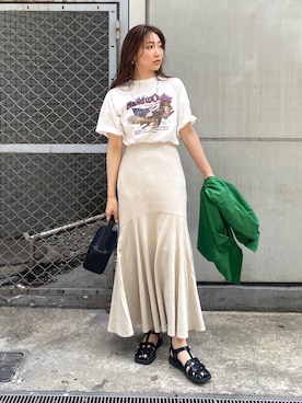 「Ungrid（アングリッド）のイーグルプリントTee（Tシャツ/カットソー）」を使った、長谷千沙さん（レディース・159cm）の春コーディネート