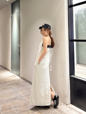 「Ungrid（アングリッド）のアイラインキャミワンピース（ワンピース、ホワイト系）」を使った、長谷千沙さん（レディース・159cm）の春コーディネート