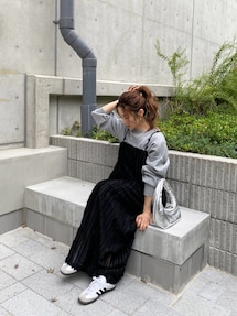 ロゴ刺繍ルーズニット｜アングリッド（Ungrid）公式通販｜RUNWAY