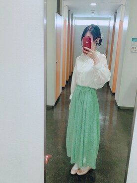 「one after another NICE CLAUP（ワンアフターアナザーナイスクラップ）のアイテム（バレエシューズ、ゴールド系）」を使った、Suuuさん（レディース・165cm）の夏コーディネート