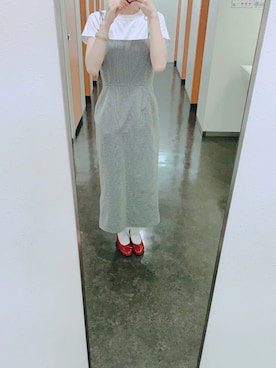 「one after another NICE CLAUP（ワンアフターアナザーナイスクラップ）のアイテム（ジャンパースカート）」を使った、Suuuさん（レディース・165cm）の夏コーディネート