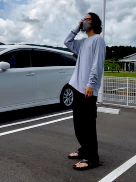 「OOFOS（ウーフォス）のOOFOS　Ooriginal（サンダル）」を使った、kaznriiさん（メンズ・176cm）の秋コーディネート