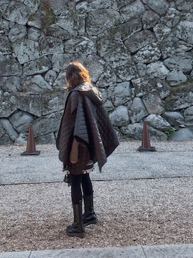 「アイテム（ポンチョ）」を使った、mashuさん（レディース・163cm）の秋コーディネート