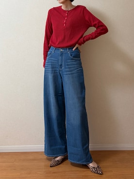 「GeeRA（ジーラ）のワイドルーズデニムパンツ（デニムパンツ、ブルー系）」を使った、ちいさん（レディース・170cm）の秋コーディネート