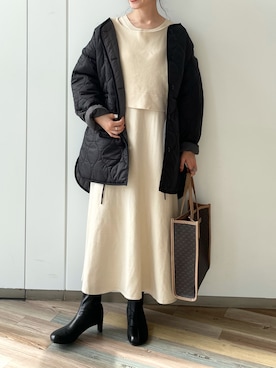 「白ニット」｜「アイテム（ノーカラージャケット）」を使った、meaningさん（レディース・157cm）の秋コーディネート