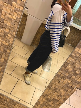 「LOWRYS FARM（ローリーズファーム）のCONEハイライズワイドデニム　800874（デニムパンツ）」を使った、かれんさん（レディース・157cm）の秋コーディネート