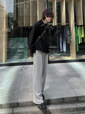 「いまどきジャケット写真」｜「アイテム（スウェットパンツ）」を使った、ゆーきさん（メンズ・174cm）の春コーディネート