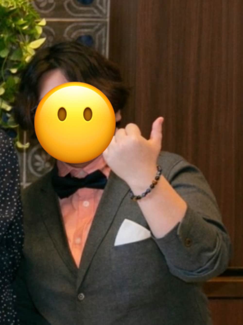 「おしゃれさんと繋がりたい、結婚式、秋コーデ、京都、イエベ春、セットアップ、蝶ネクタイ、FTX、ノンバイナリー、ピンクグレープフルーツ」｜「WANDMのアイテム（蝶ネクタイ、ブラック系）」を使った、ひろさん（骨格ストレート・レディース・157cm）の春コーディネートの1枚目の写真