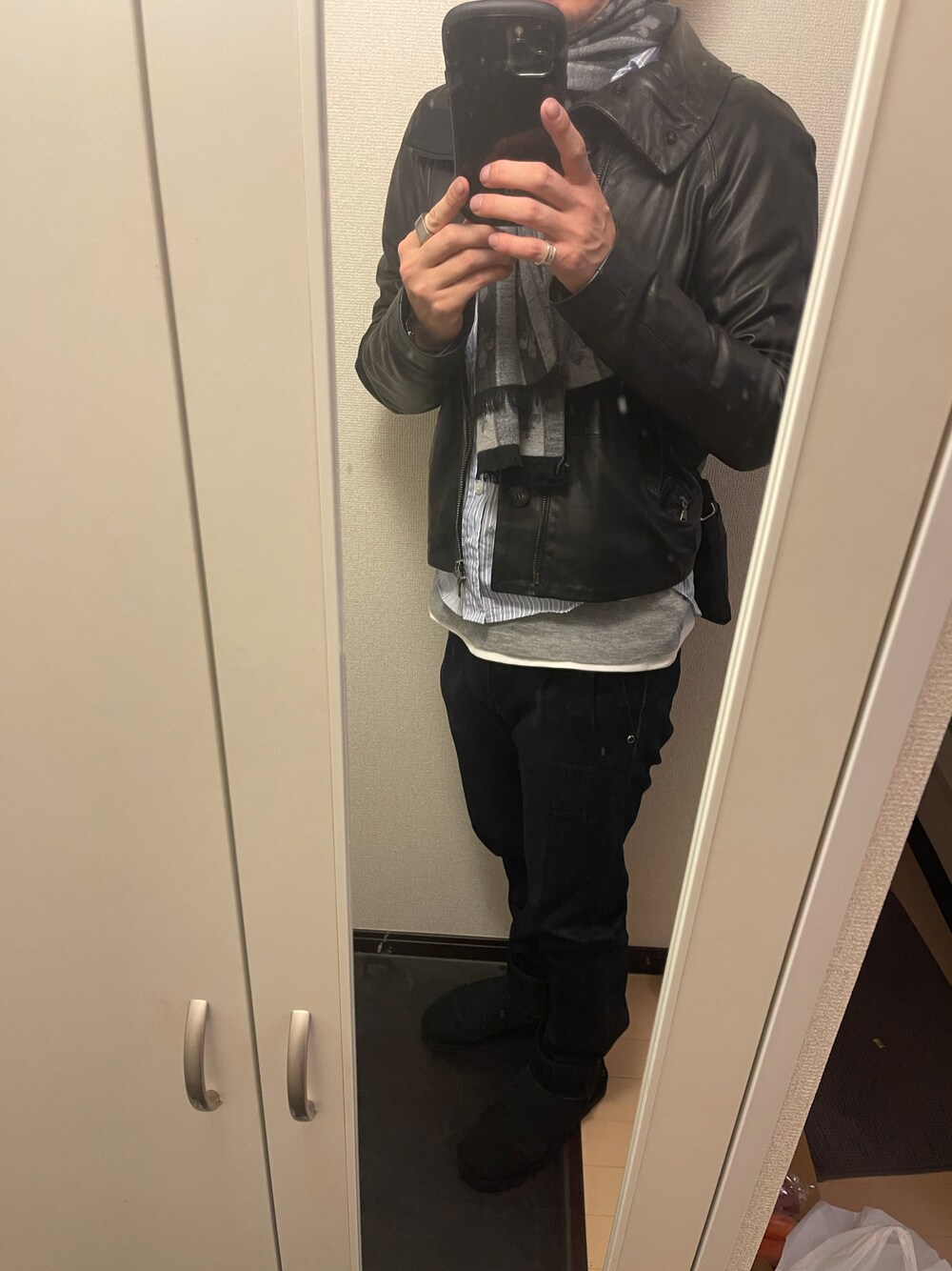 「DIESEL BLACK GOLDのアイテム（ライダースジャケット、ブラック系）」を使った、タカワルドさん（メンズ・173cm）の冬コーディネートの1枚目の写真