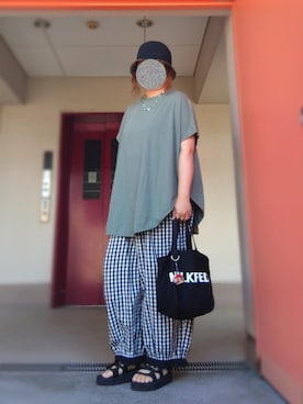 「アイテム（トートバッグ）」を使った、ぴよりあさん（レディース・155cm）の夏コーディネート