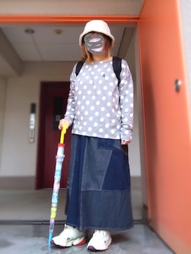 「アイテム（デニムスカート、グレー系）」を使った、ぴよりあさん（レディース・155cm）の秋コーディネート