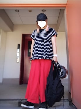 「アイテム（スウェットパンツ、レッド系）」を使った、ぴよりあさん（レディース・155cm）の秋コーディネート