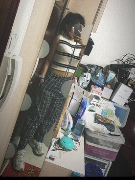 「アイテム（デジタル腕時計、ピンク系）」を使った、tsztszchoiさん（レディース・153cm）の秋コーディネート