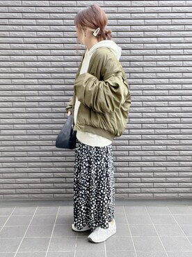 「しまむら（シマムラ）のアイテム（MA-1）」を使った、nenekokoさん（レディース・163cm）の冬コーディネート
