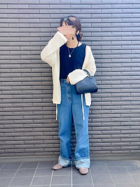 「earth music&ecology（アースミュージックアンドエコロジー）のCOTTON USAデニムパンツ(ストレート) 〇（デニムパンツ）」を使った、nenekokoさん（レディース・163cm）の秋コーディネート