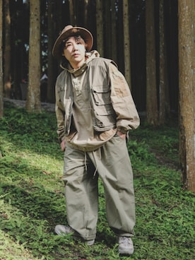 「HOKA（ホカ）のアイテム（スニーカー、ベージュ系）」を使った、Haru🧓🏽さん（168cm）の春コーディネート