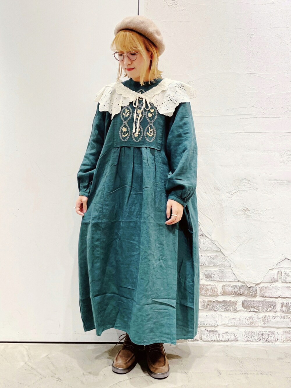 「グリーン、ベレー帽、刺繍、SM2、つけ襟、低身長、大人ガーリー、サマンサ モスモス(Samansa Mos2)」｜「Samansa Mos2のウールバスクベレー（ハンチング/ベレー帽、ベージュ系）」を使った、ささき｟名古屋/イオンモール大高｠さん（レディース・152cm）の秋コーディネートの1枚目の写真