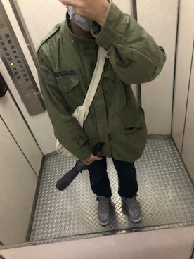 「Dickies（ディッキーズ）のアイテム（チノパンツ、ブラック系）」を使った、Yu Shan Shenさん（メンズ・173cm）の冬コーディネート