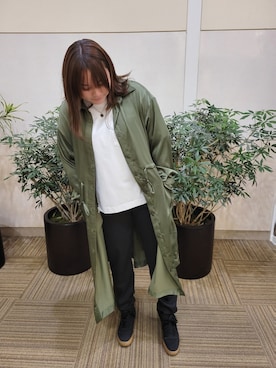 「AVIREX（アヴィレックス）のアイテム（シャツワンピース）」を使った、AYNさん（レディース・157cm）の春コーディネート