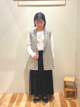 「Samansa Mos2 blue（サマンサモスモスブルー）のアイテム（ベスト）」を使った、ねねさん（レディース・152cm）の春コーディネート