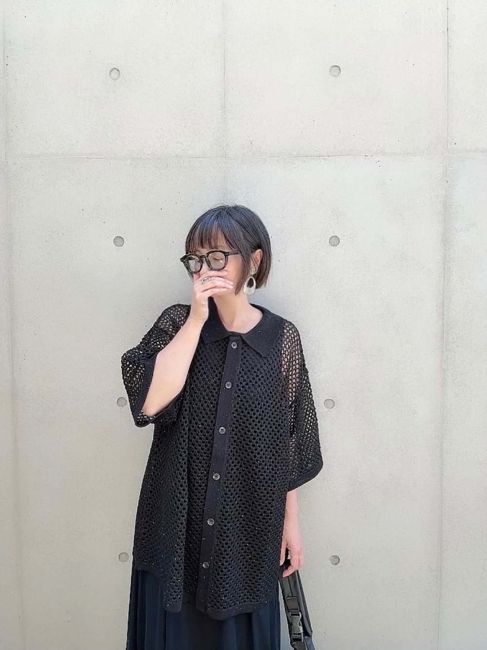 「夏ルックで気分アップ、メッシュ、メッシュシャツ、PR、confirm、レイヤードスタイル、GU、シアートップス、オトナカジュアル、大人カジュアル」｜「Confirmの25SS スパンコール メッシュシャツ ユニセックス（シャツ/ブラウス、ブラック系）」を使った、なな☺︎さん（骨格ナチュラル・レディース・155cm）の夏コーディネートの1枚目の写真