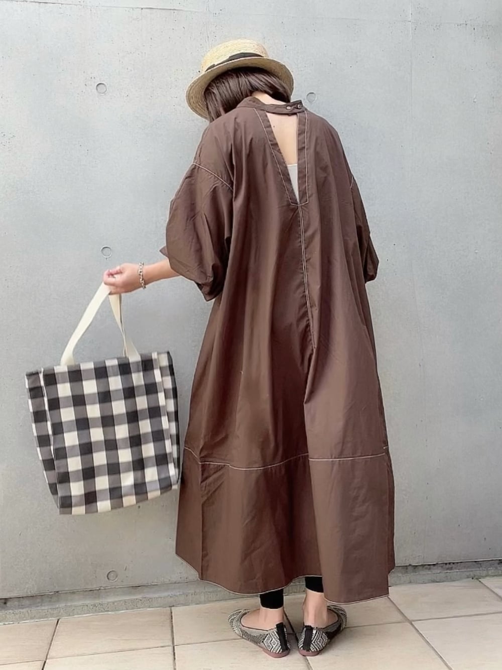 「Libra Cue、バルーン袖、秋カラー、ボリューム袖、秋服準備はじめました、ZARA、カンカン帽」｜「Libra Cueの2wayモノトーンステッチワンピース（ワンピース、ブラウン系）」を使った、なな☺︎さん（レディース・155cm）の夏コーディネートの1枚目の写真
