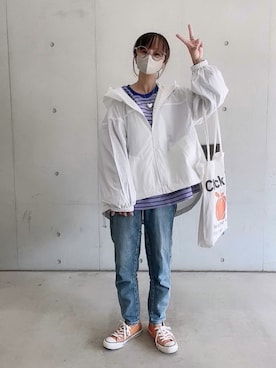 「アイテム（マウンテンパーカー、ホワイト系）」を使った、なな☺︎さん（レディース・155cm）の春コーディネート