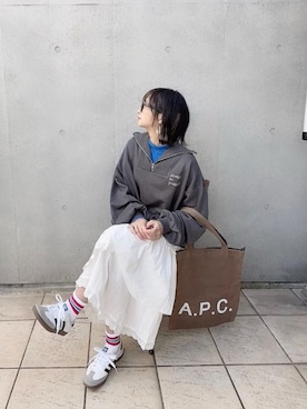 「Auntie Rosa Holiday（アンティローザホリデー）のアイテム」を使った、なな☺︎さん（レディース・155cm）の冬コーディネート