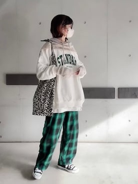 「ISOOK（アイスー）のアイテム（パンツ）」を使った、なな☺︎さん（レディース・155cm）の冬コーディネート