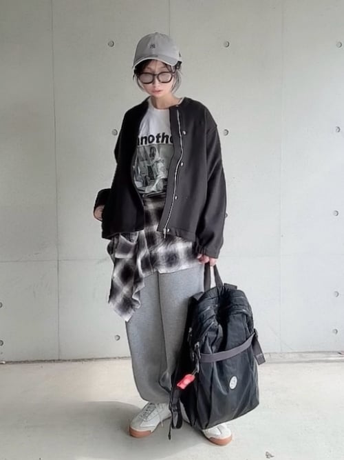 新品タグ付き　ARULLE☆カラーレスコクーンジャケット　ブラック ARULEE カラーレスコクーンジャケット ブラック ARULEE カラーレス