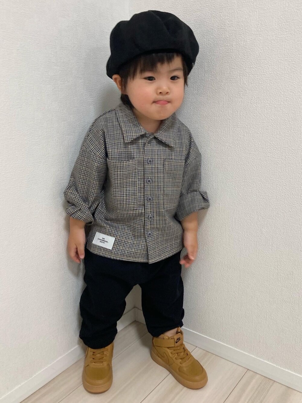 「おとこのこーで、韓国子供服、ベレー帽、ジャケットスタイル、チェック、カジュアルコーデ、スニーカーコーデ、ハイカットスニーカー、ジャケット、ゆるコーデ」｜「THE  OTOGIBANASHI...SUPPLYのアイテム（ハンチング/ベレー帽、その他）」を使った、S♡K♡K♡さん（キッズ・110cm）の冬コーディネートの1枚目の写真