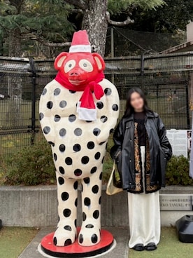 「アイテム（ノーカラージャケット）」を使った、知世さん（レディース・150cm・20代）の冬コーディネート